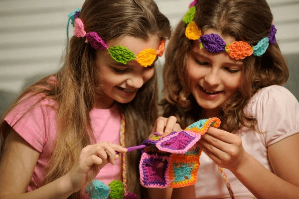 4M Children's First Easy to do Crochet Art Craft Kit for Ages 8 and Up