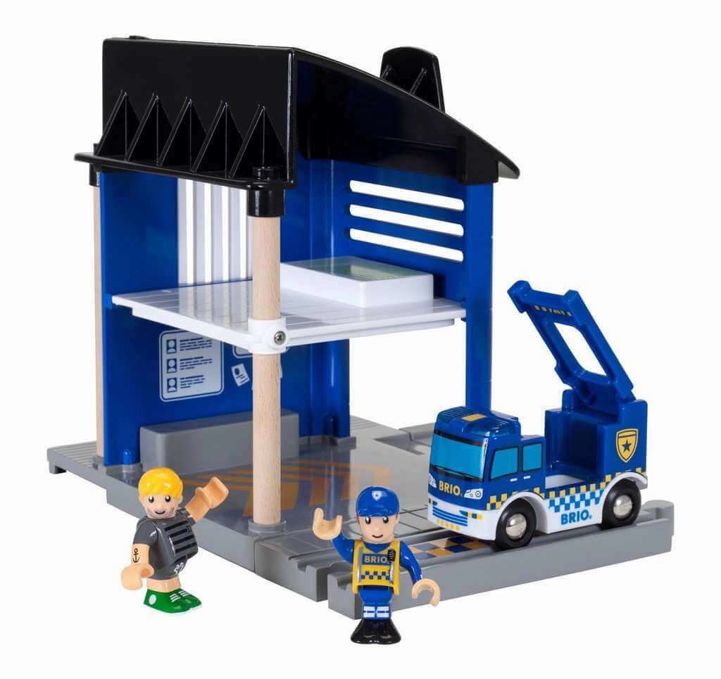 Brio World 33813 Police Station Interactive Playset for Ages 3 and Up