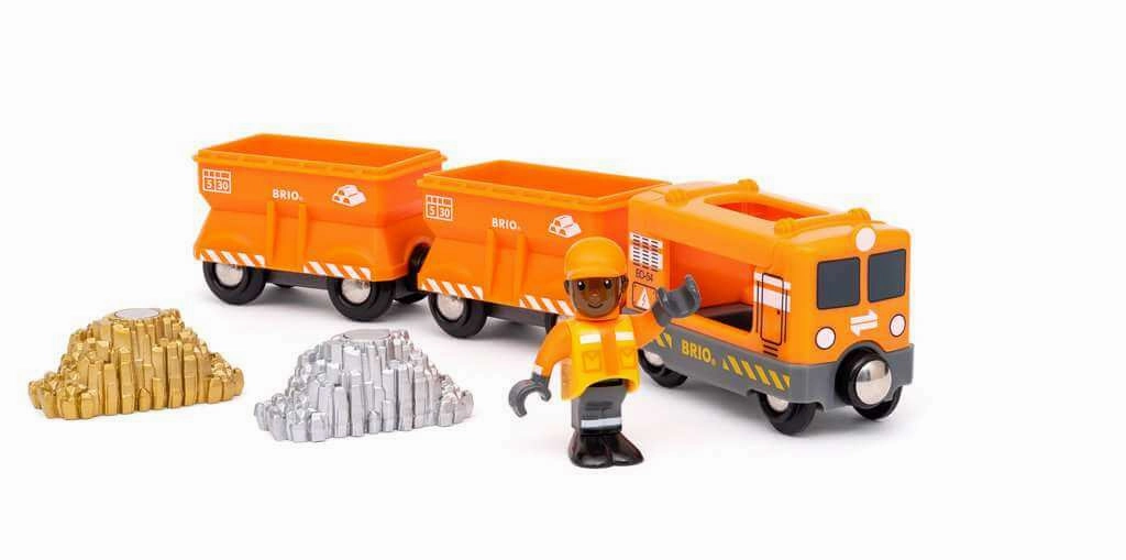 Brio World 36049 Cargo Train with Gold & Silver Loads for Ages 3 & Up