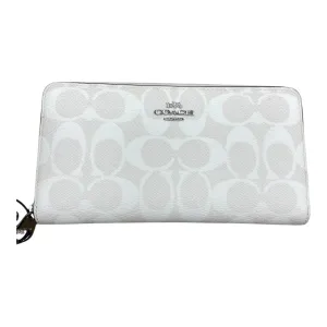 Coach Bags Wallet Designer By Coach, Size: Large