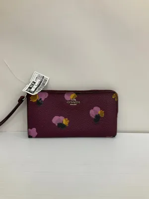 Coach Bags Wallet Designer By Coach, Size: Medium