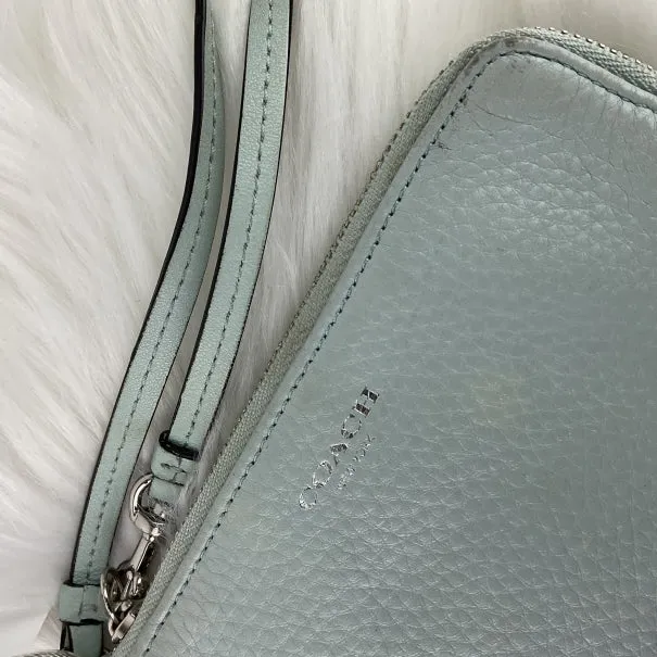 Coach Bags Wallet Designer By Coach, Size: Small