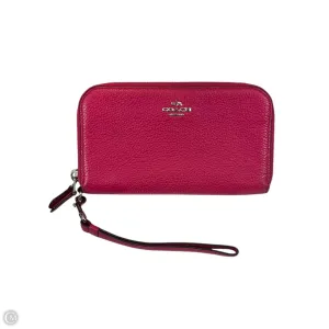 Coach Bags Wristlet Designer By Coach, Size: Large