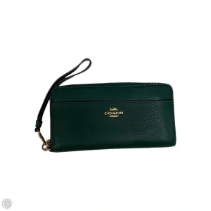 Coach Bags Wristlet Designer By Coach, Size: Medium