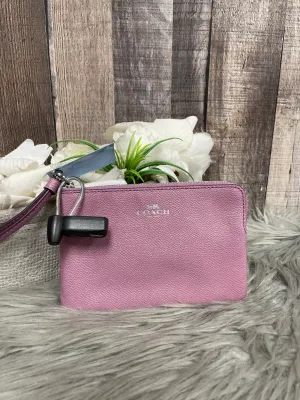 Coach Bags Wristlet Designer By Coach, Size: Small