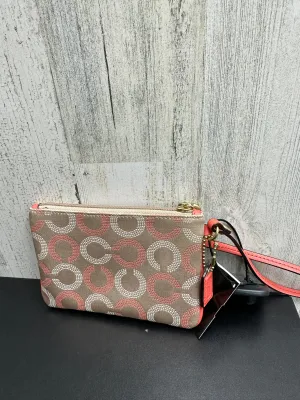 Coach Bags Wristlet Designer By Coach  Size: Small