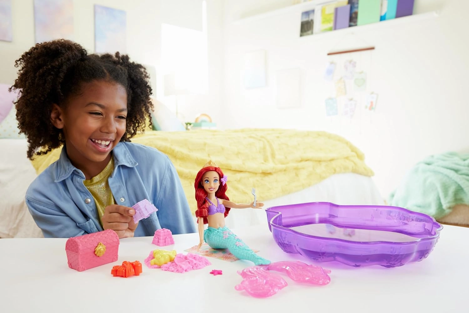 Disney Princess Ariel Mermaid Doll & Pool Set with Moldable Sand, 3 Sand Molds, Beach Towel & 5 Accessories for Kids Ages 3 