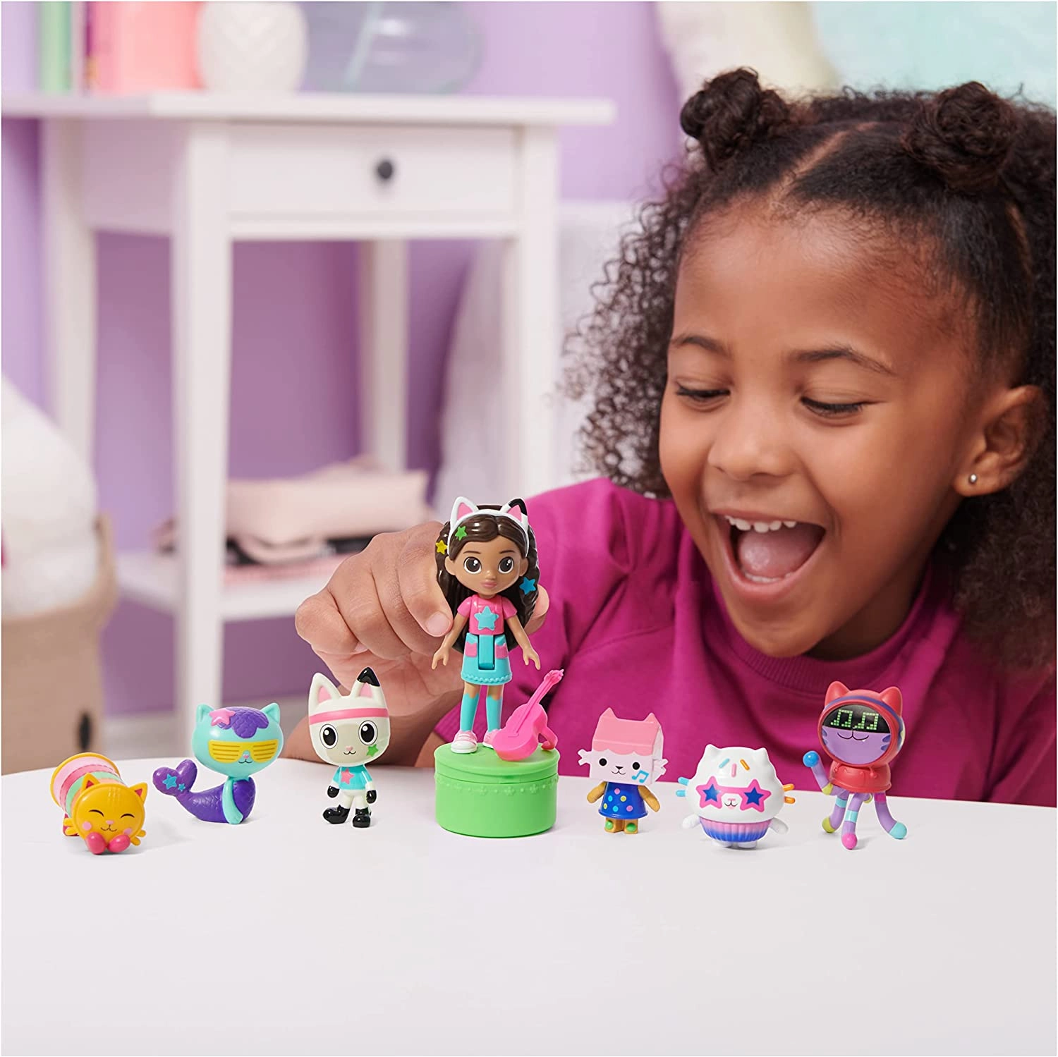 Gabby's Dollhouse Deluxe Dance Party Figure Set