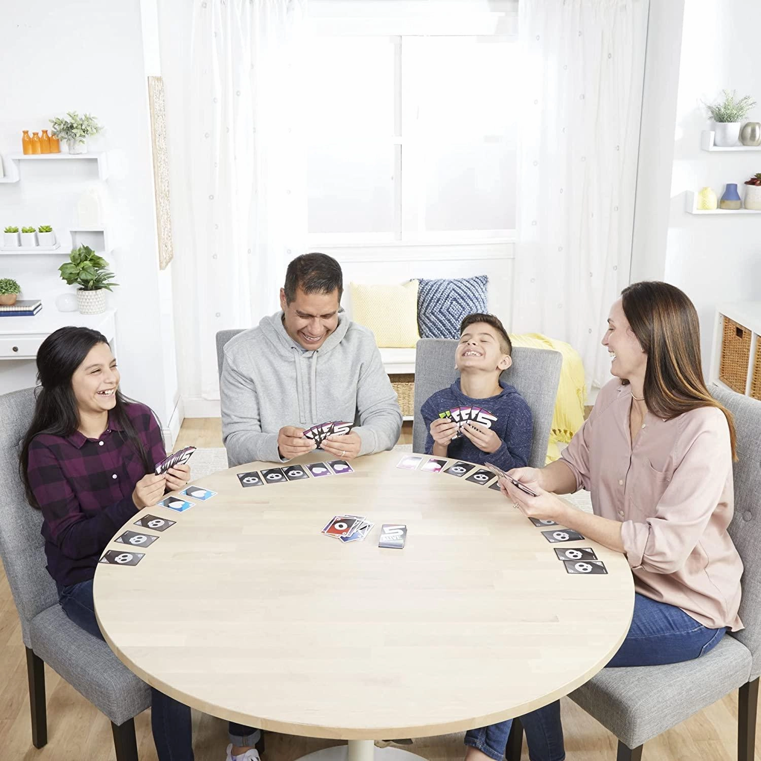 Hasbro Gaming 5 Alive Family Card Game for Ages 8 and Up