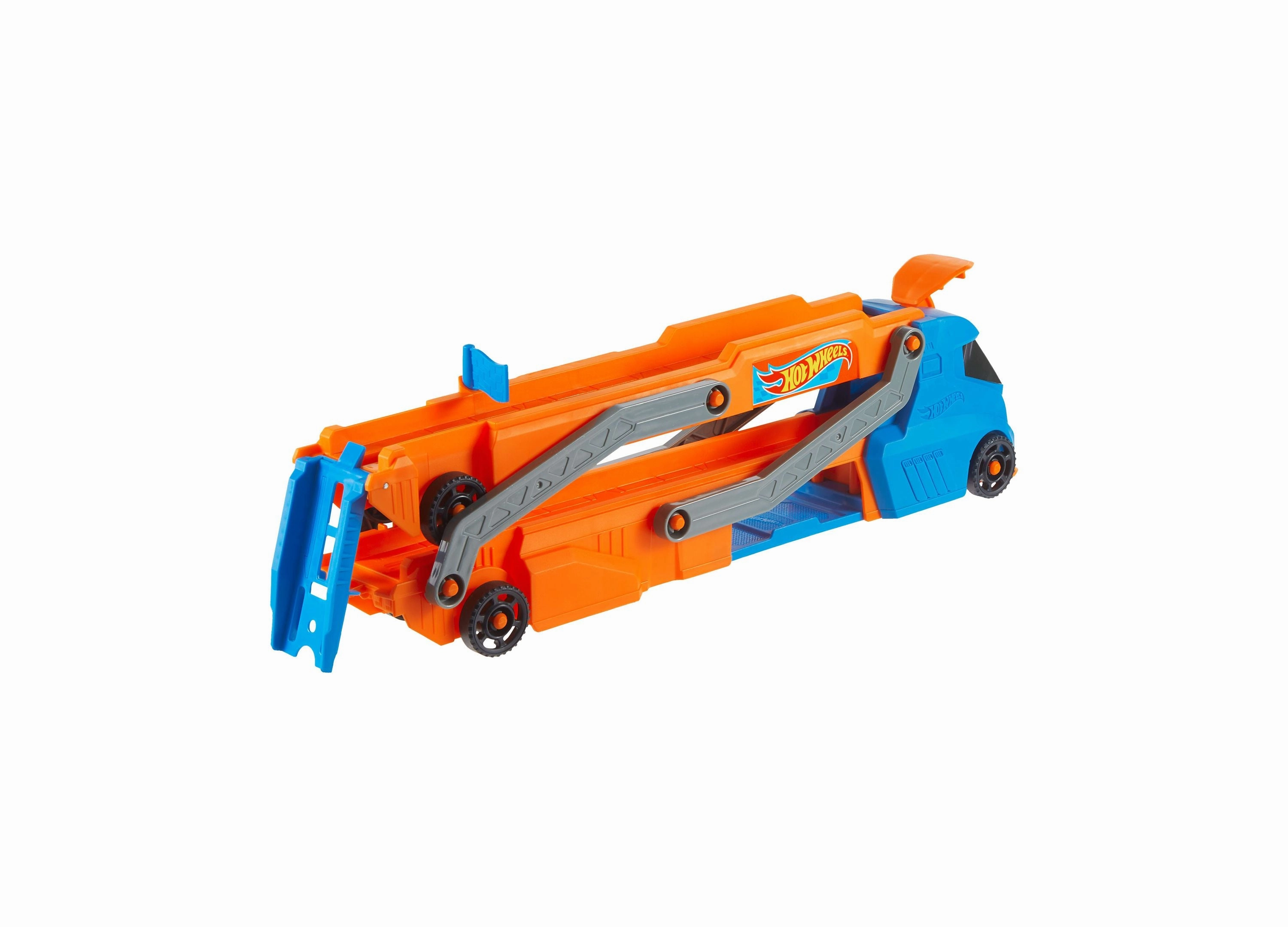 Hot Wheels Epic Hauler - 1:64 Scale Transporter Truck