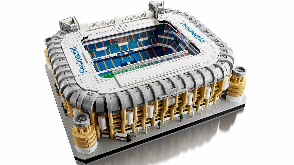 LEGO 10299 LEGO Icons Real Madrid  Santiago Bernabeu Stadium