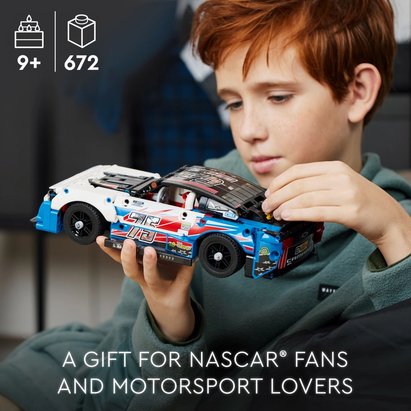 LEGO 42153 Technic Nascar Next Gen Chevrolet Camaro Zl1