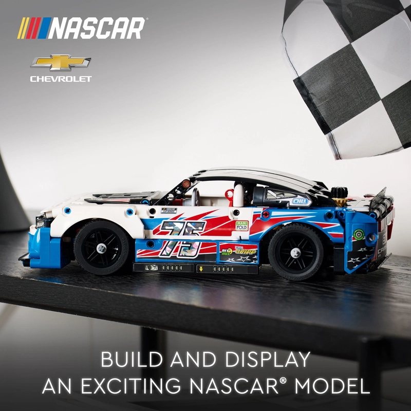 LEGO 42153 Technic Nascar Next Gen Chevrolet Camaro Zl1