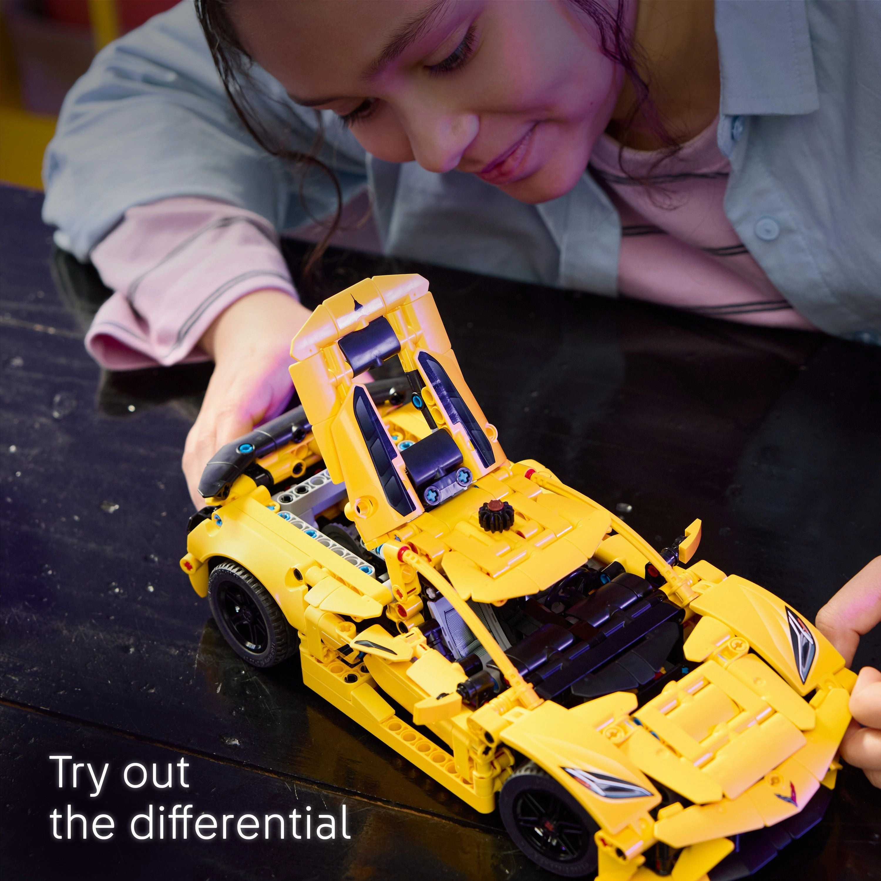 LEGO 42205 Technic Chevrolet Corvette Stingray
