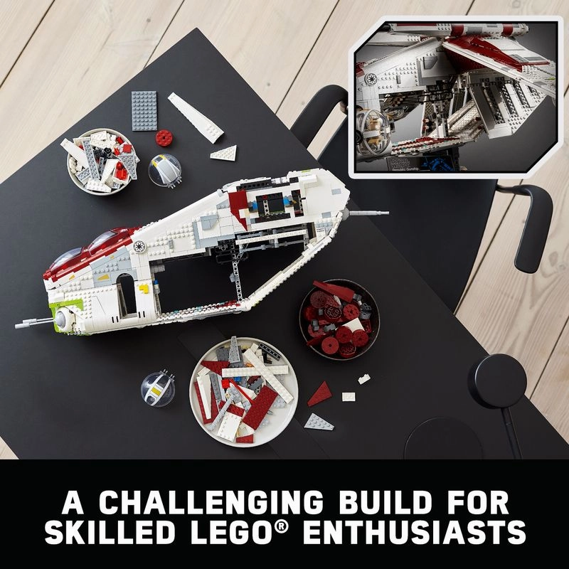 LEGO 75309 Star Wars Ultimate Collector Series Republic Gunship