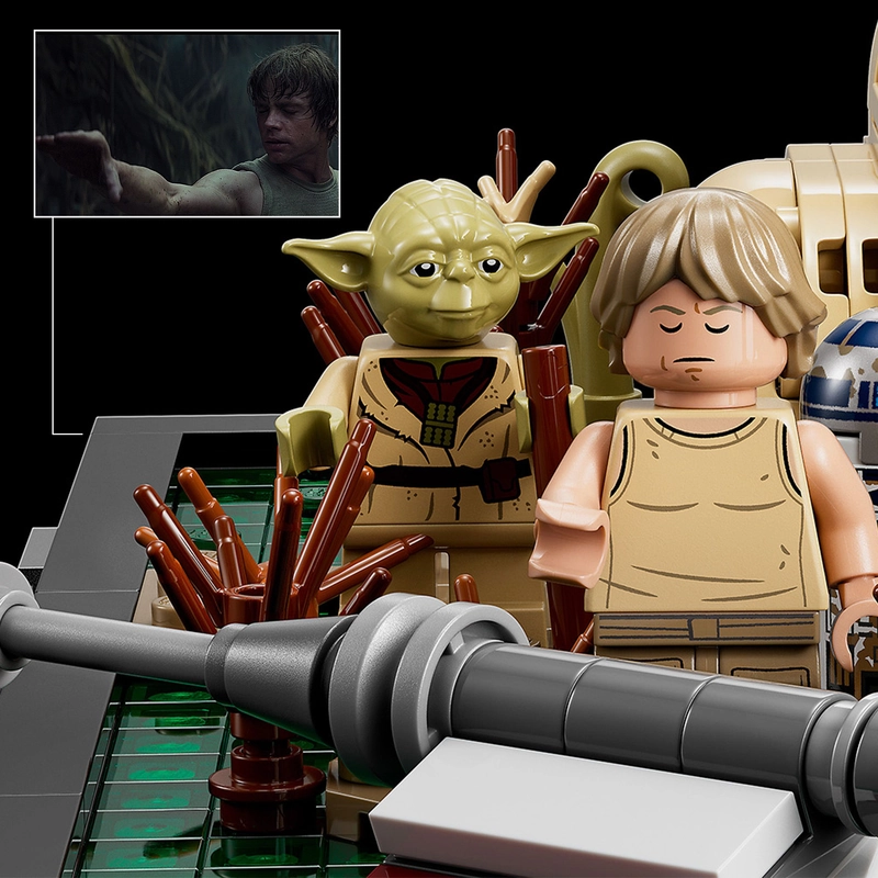 LEGO 75330 Star Wars Dagobah Jedi Training Diorama