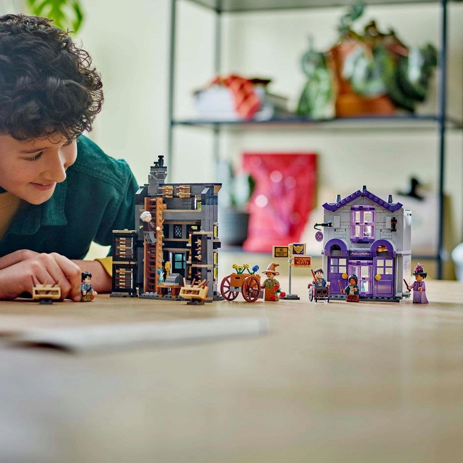 Lego Harry Potter 76439 Ollivander & Madam Malkin's Robes for Ages 8 