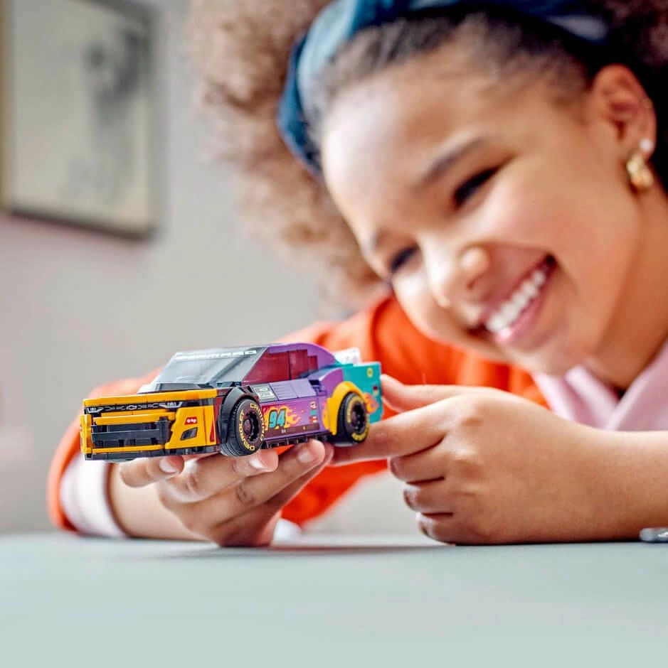 LEGO Speed Champions 76935 NASCAR Next Gen Chevrolet Camaro ZL1 Age 9 