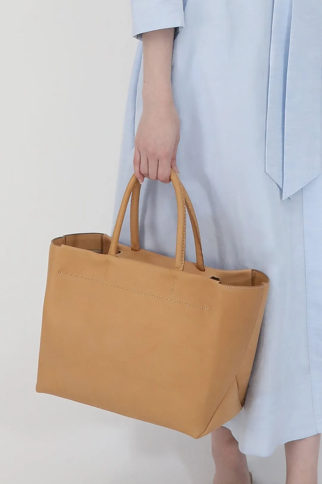 MARCEL HANDBAG IN ITALIAN LEATHER NATURAL