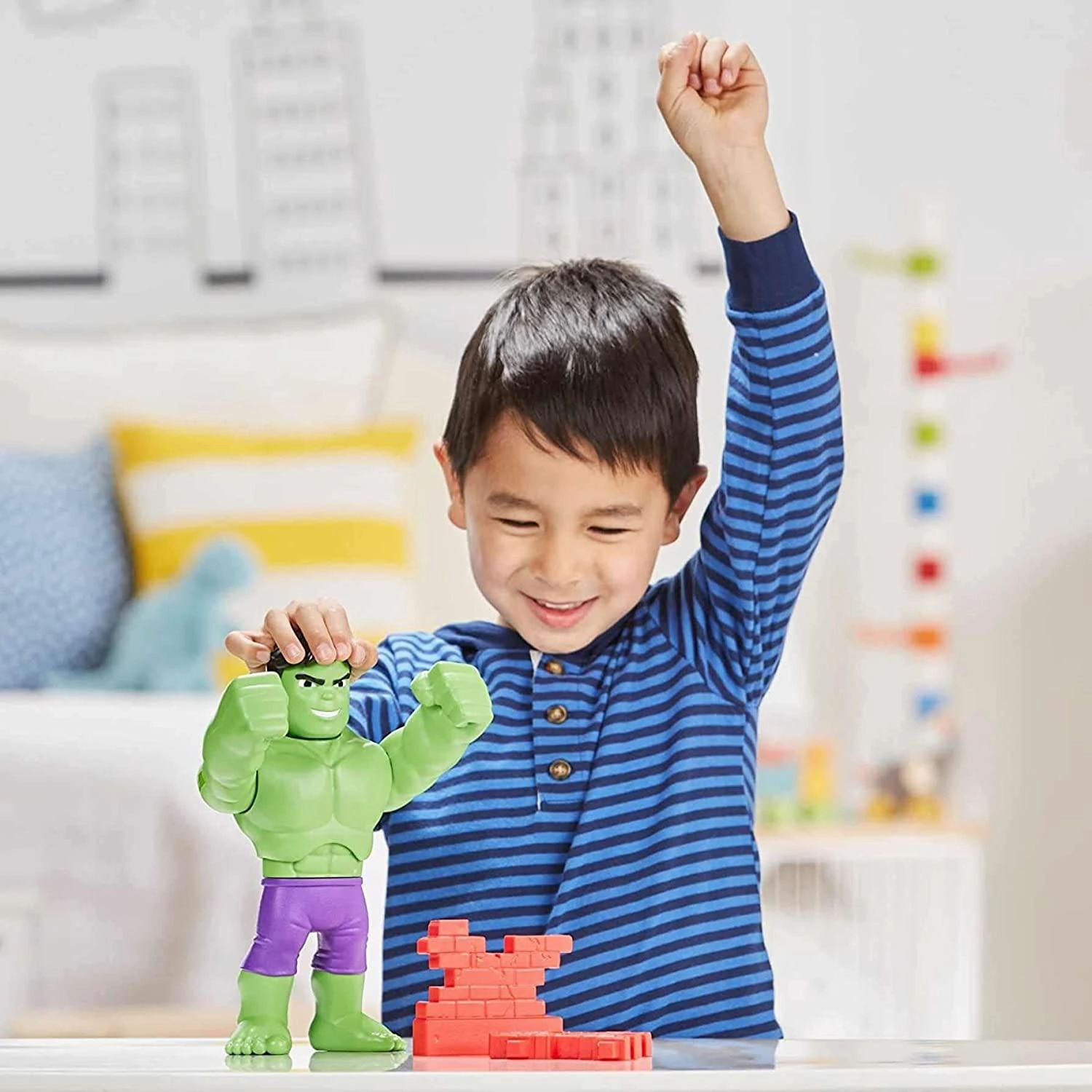 Marvel Spidey and His Amazing Friends Power Smash Hulk Face-Changing 10-inch Hulk Figure with Brick Wall Accessory Preschool Toy