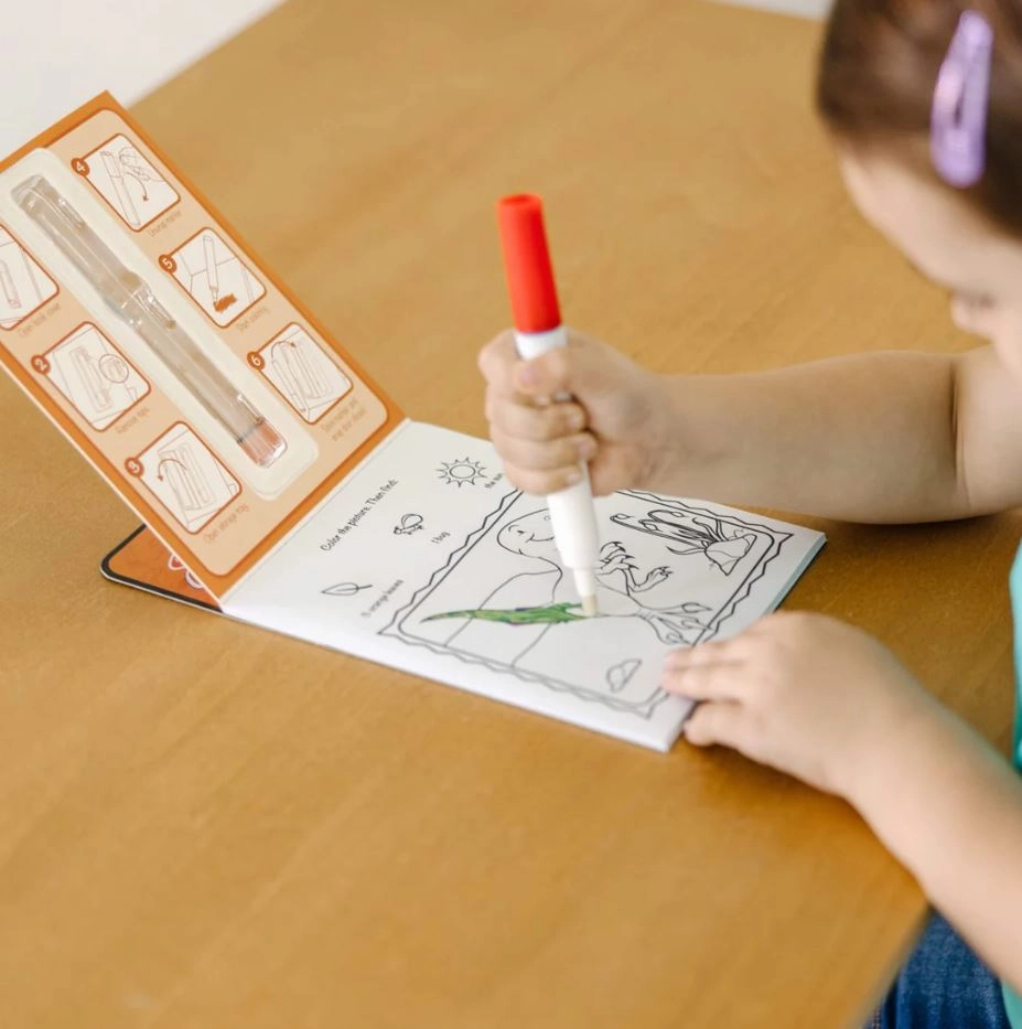 Melissa & Doug - On The Go - Color Blast - Dinosaurs