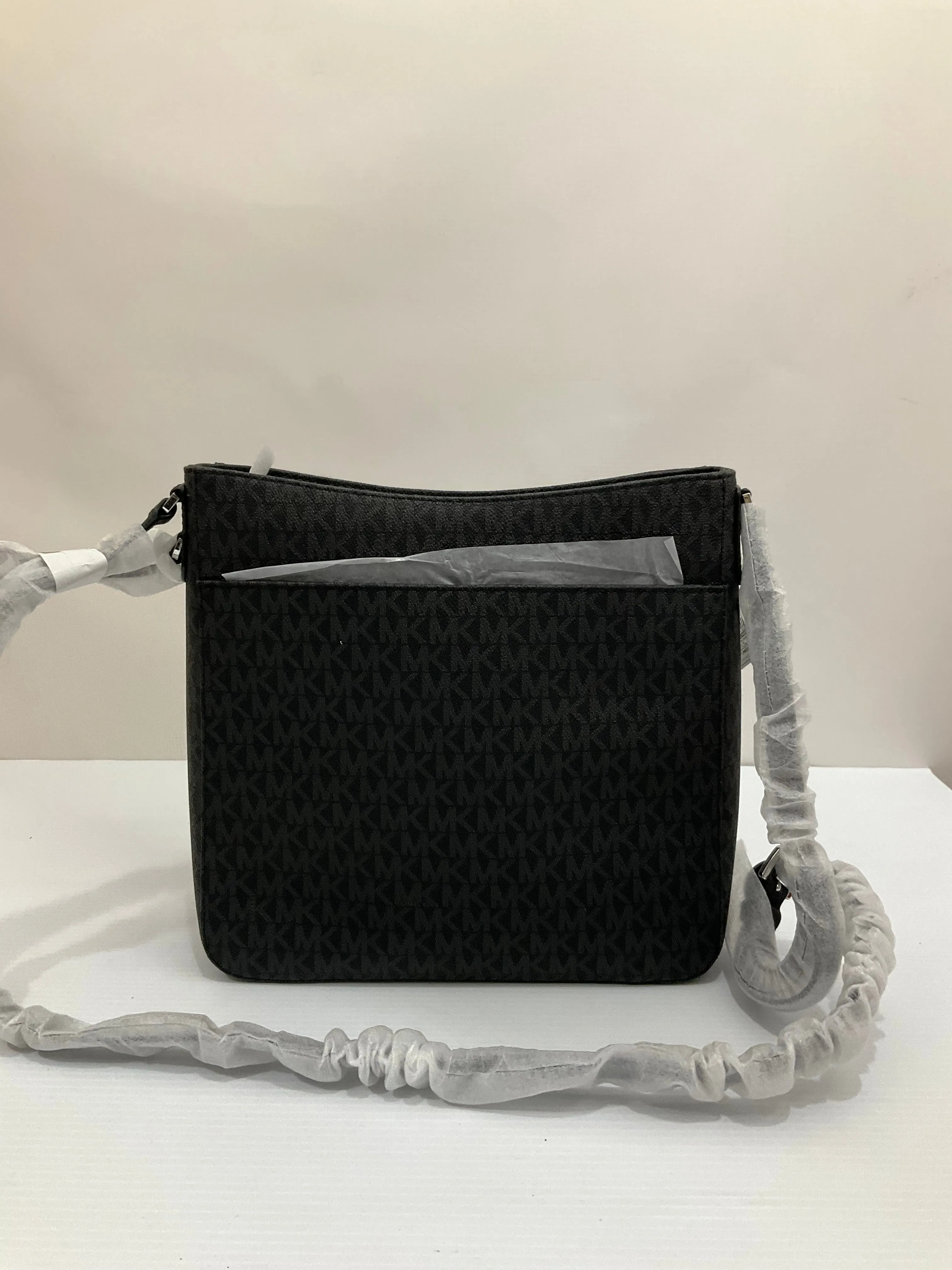 Michael Kors Bags Crossbody Designer By Michael Kors, Size: Medium