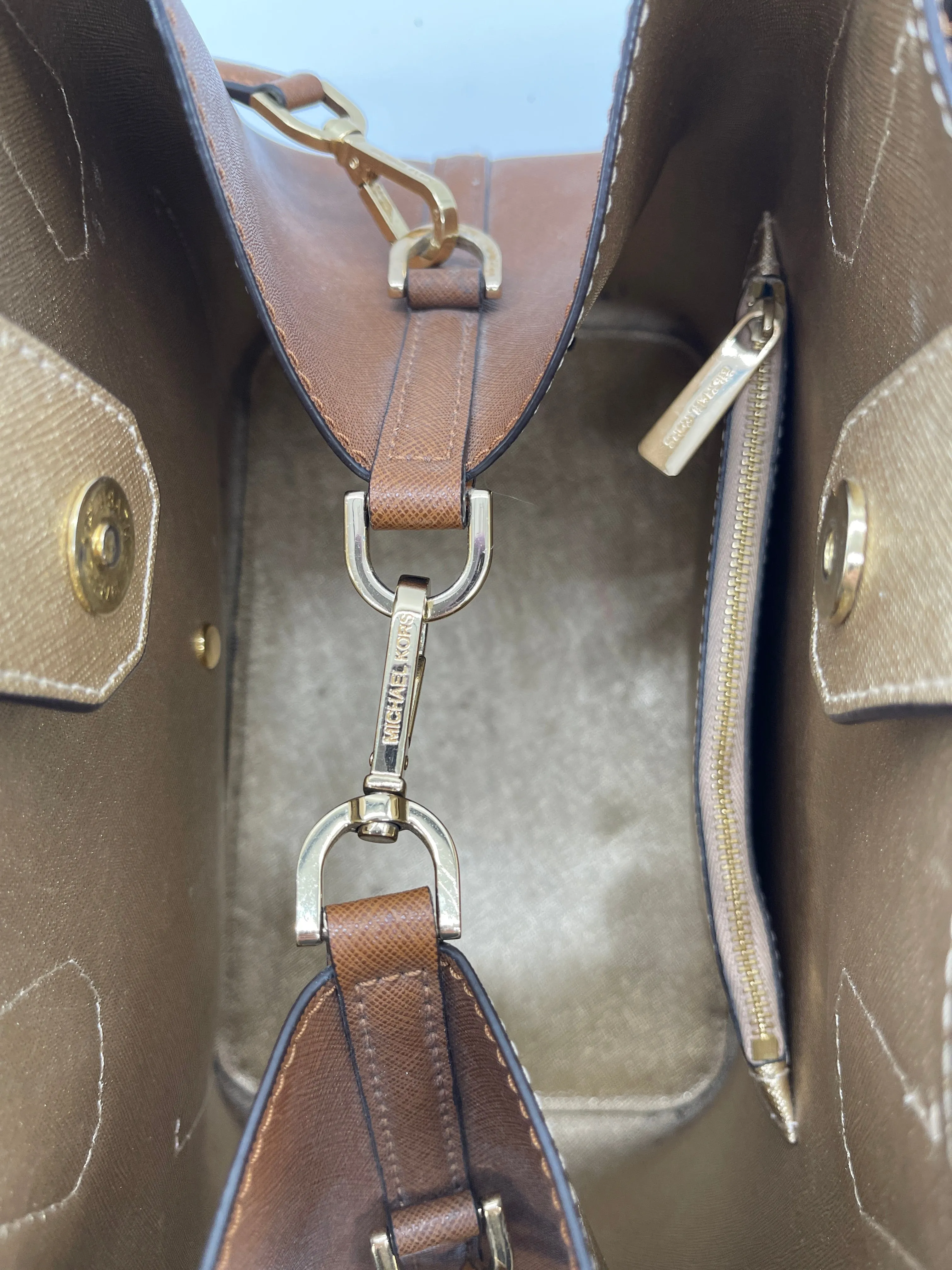 Michael Kors Bags Handbag Designer By Michael Kors, Size: Medium