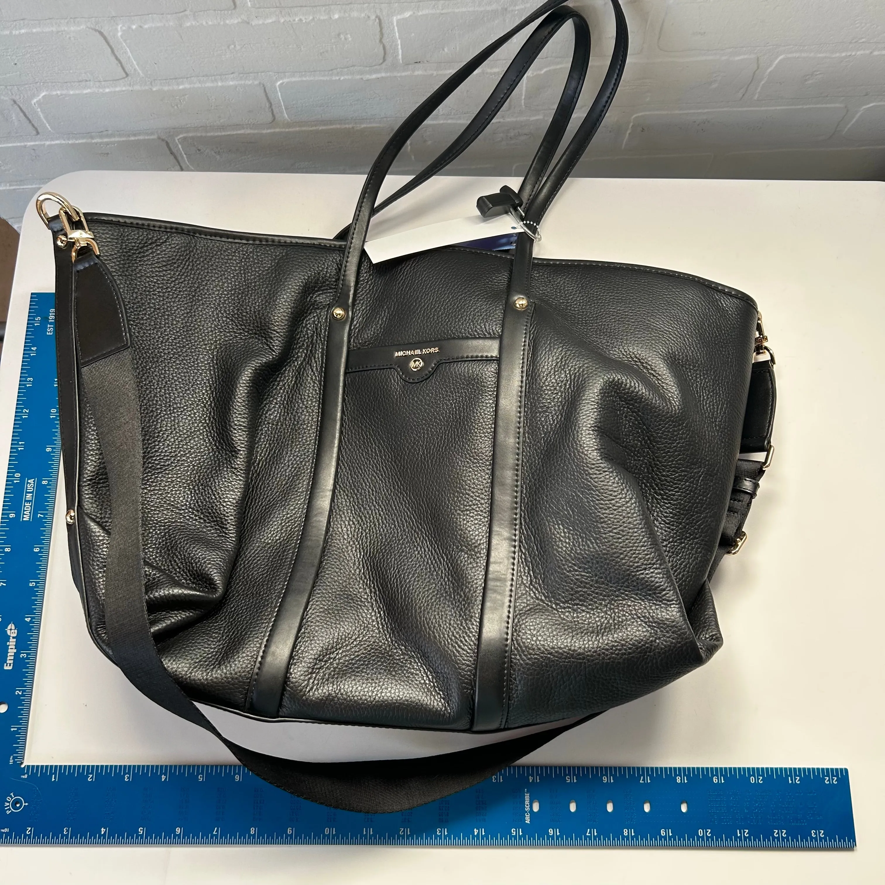Michael Kors Bags Tote Designer By Michael Kors, Size: Large