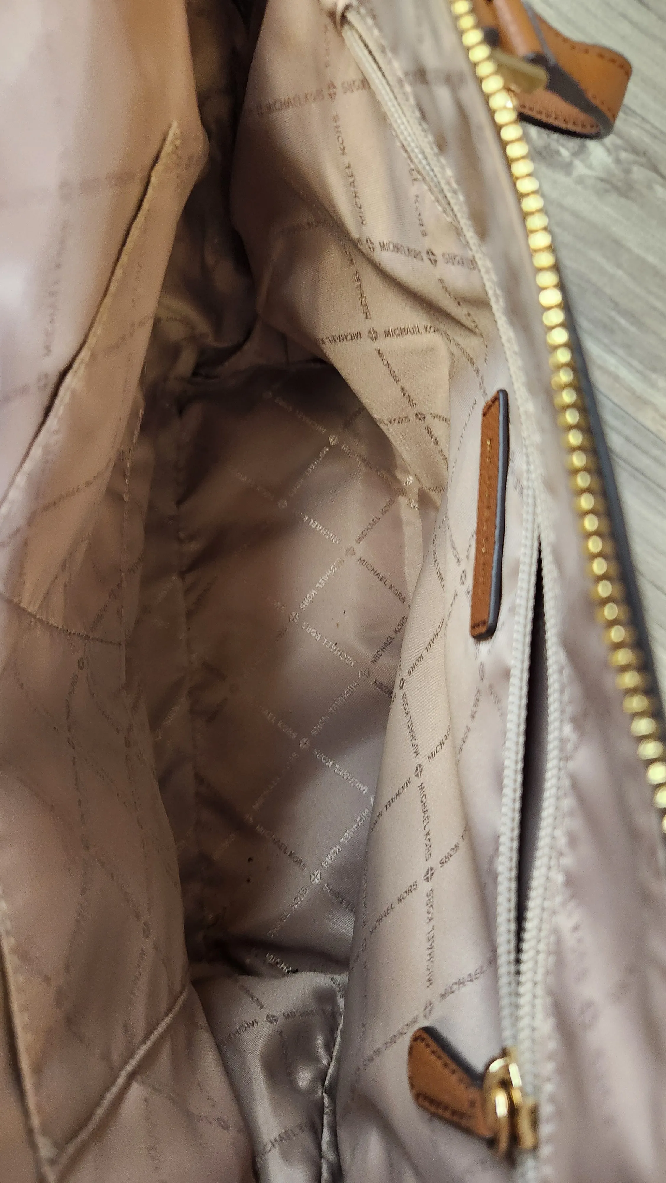 Michael Kors Bags Tote Designer By Michael Kors, Size: Medium