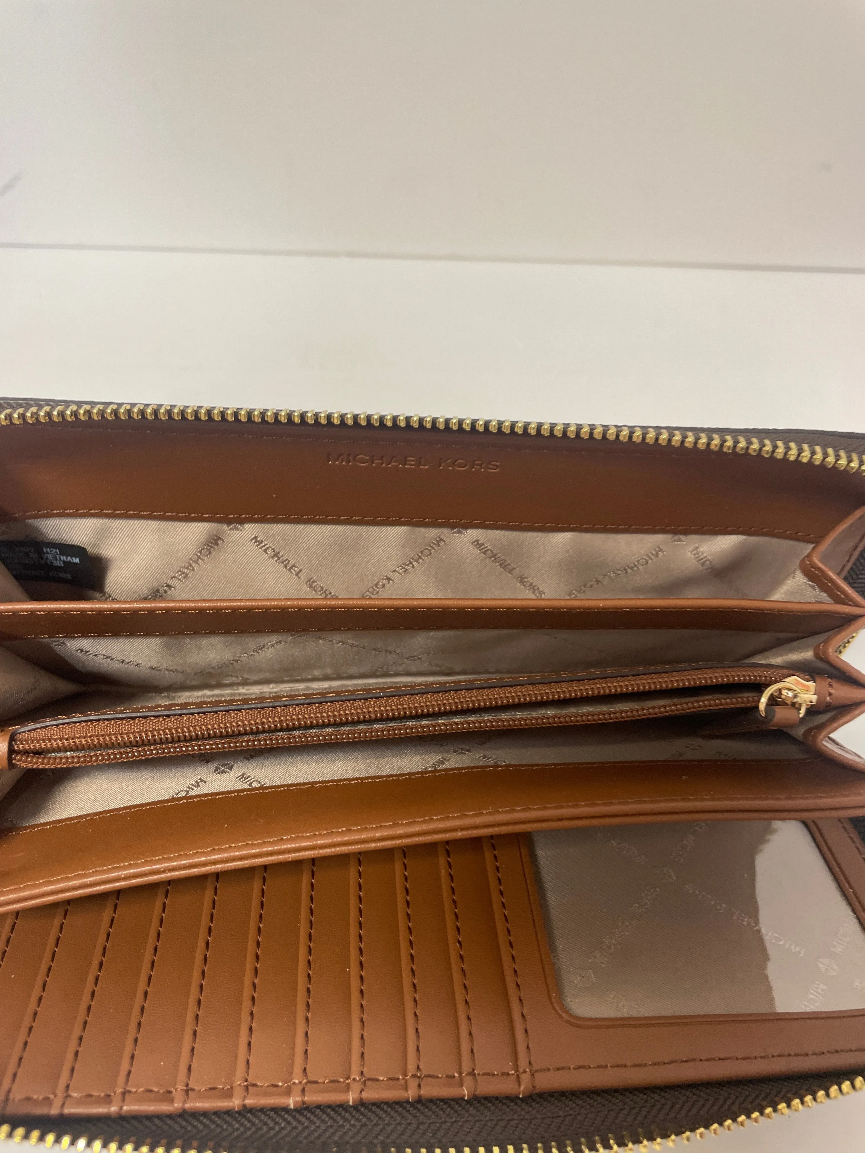 Michael Kors Bags Wallet Designer Michael Kors, Size Large
