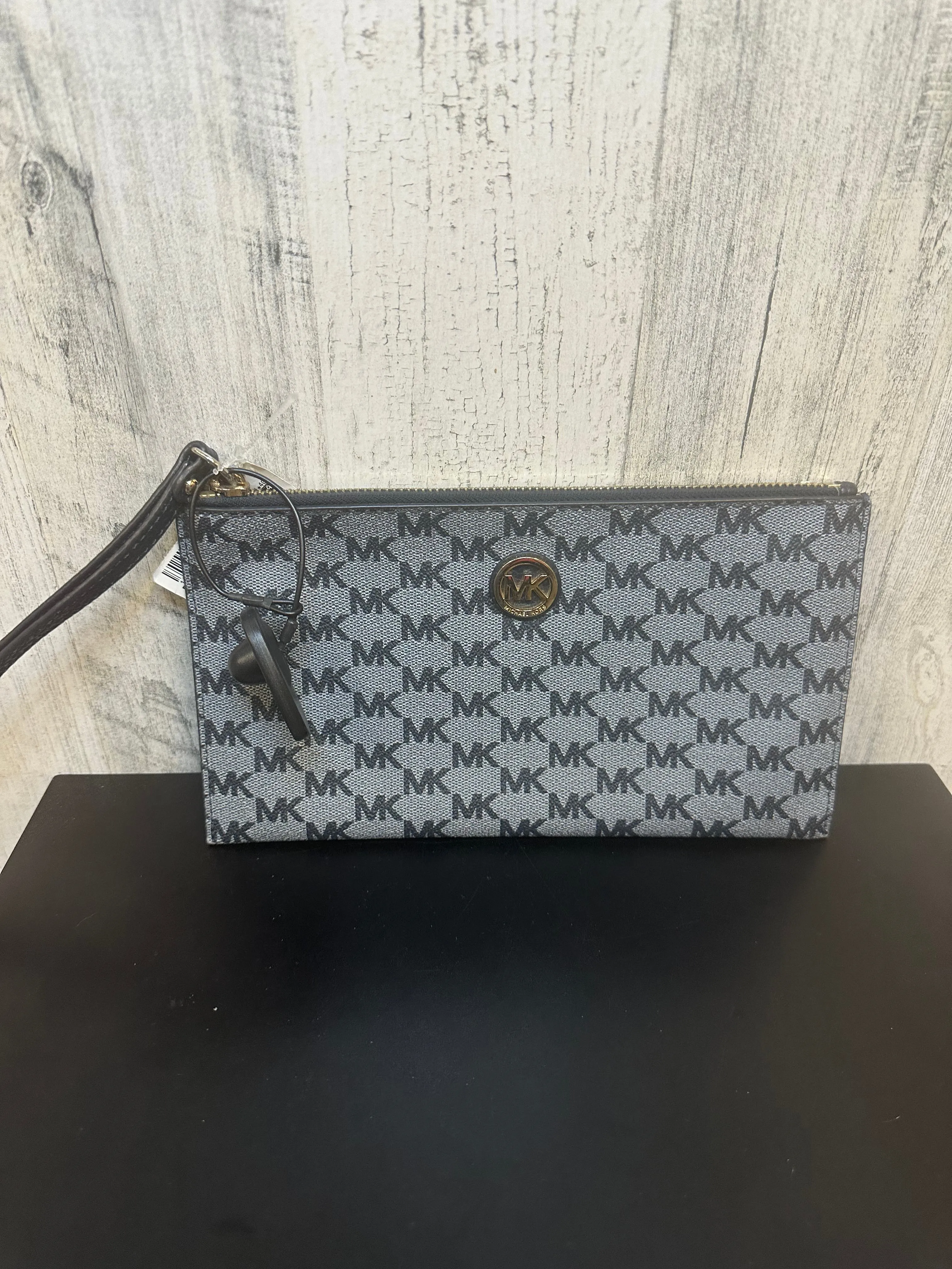 Michael Kors Bags Wristlet Designer By Michael Kors  Size: Large