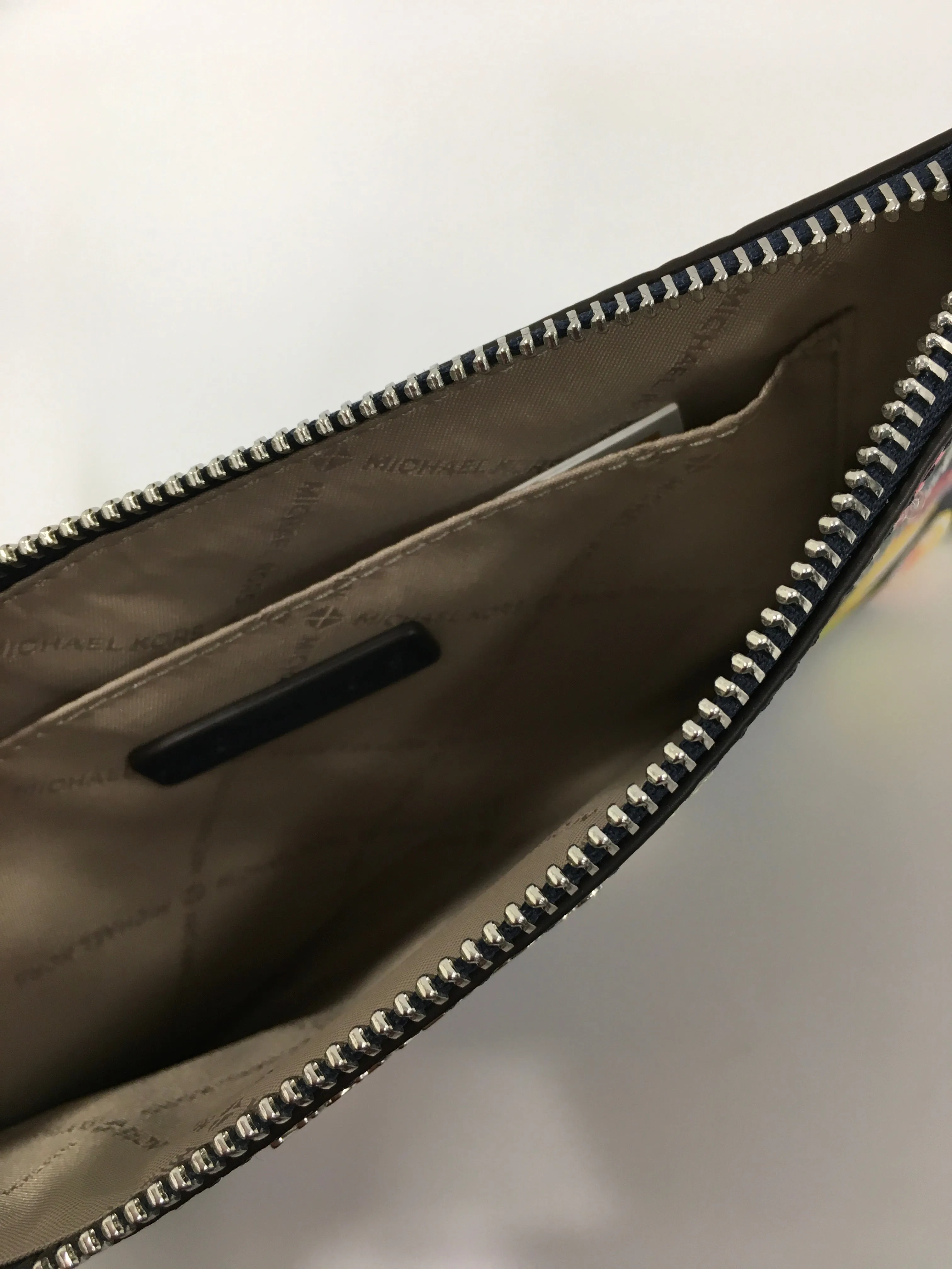 Michael Kors Bags Wristlet Designer By Michael Kors, Size: Large