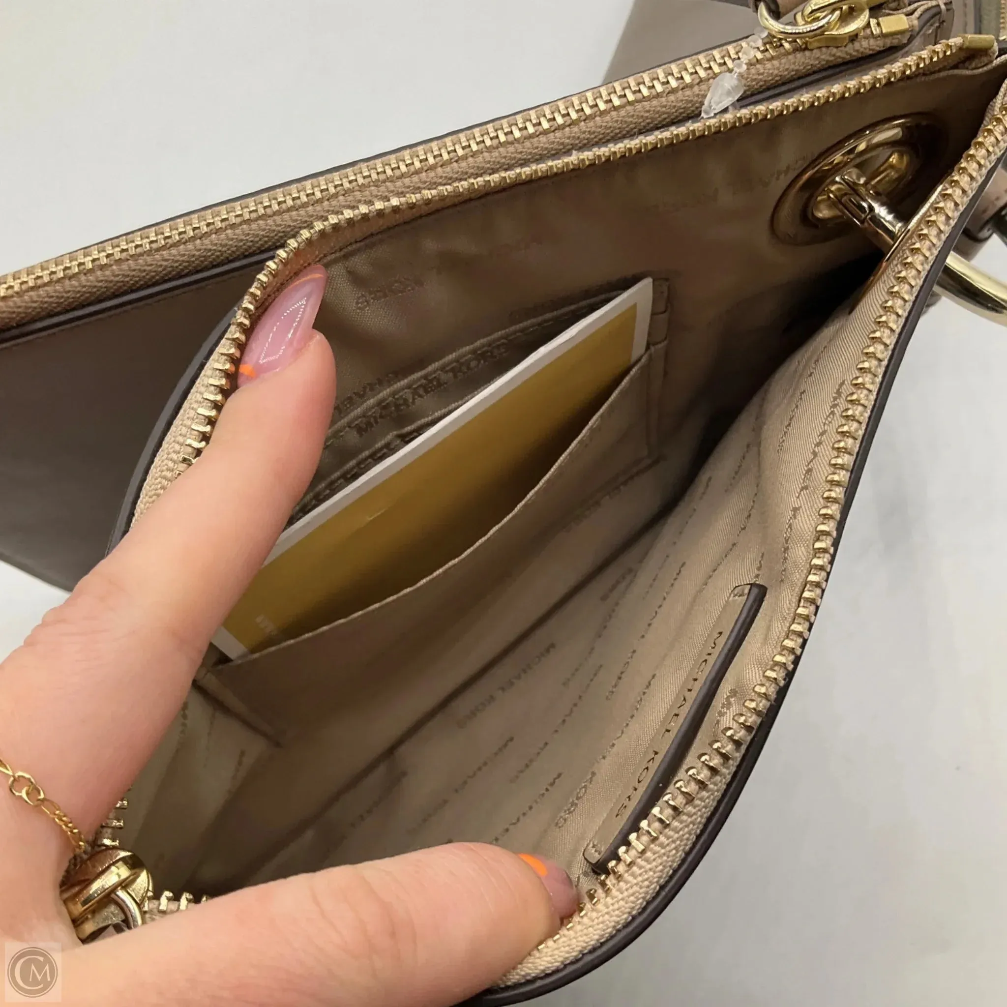 Michael Kors Bags Wristlet Designer By Michael Kors, Size: Medium