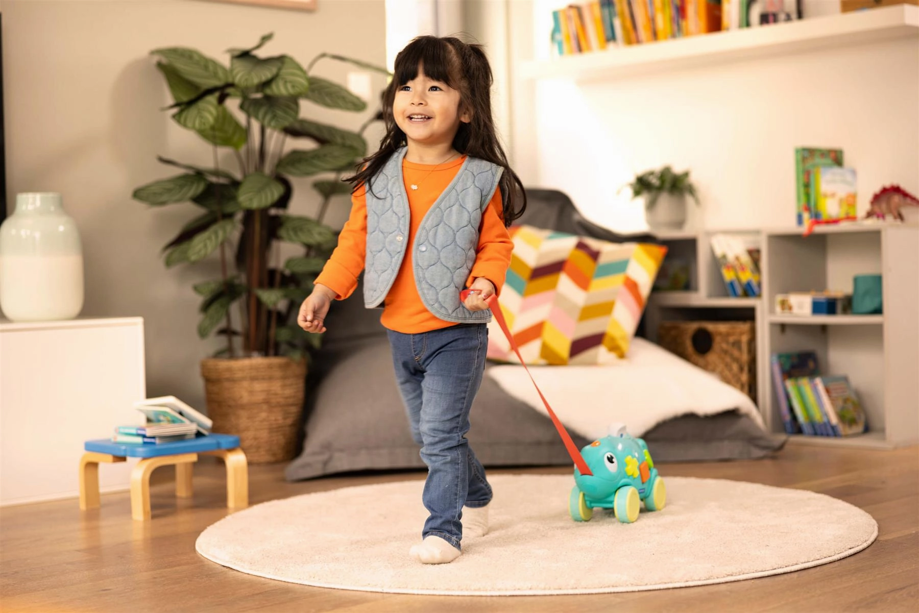 Play  4-in-1 Colour & Shape Sorter Chameleon Pull Along for Ages 1 