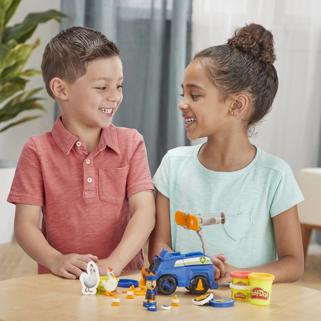 Play-Doh PAW Patrol Rescue Rolling Chase