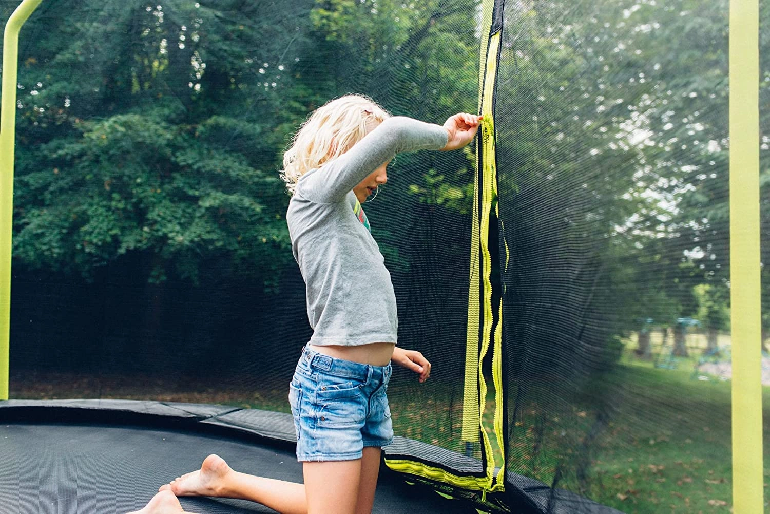 Plum 10ft Junior Trampoline and Enclosure with Safety Net - Indoor & Outdoor Trampoline for Ages 6-14 Years