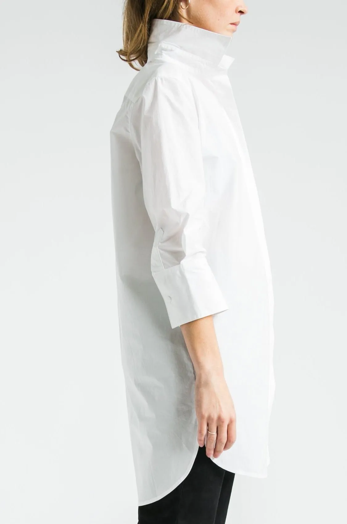 SARLA LONG BUTTON DOWN SHIRT IN ITALIAN  POPLIN