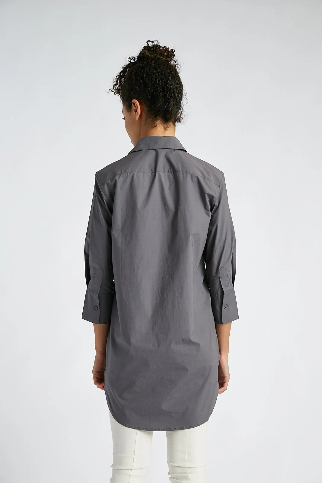 SARLA LONG BUTTON DOWN SHIRT IN ITALIAN  POPLIN