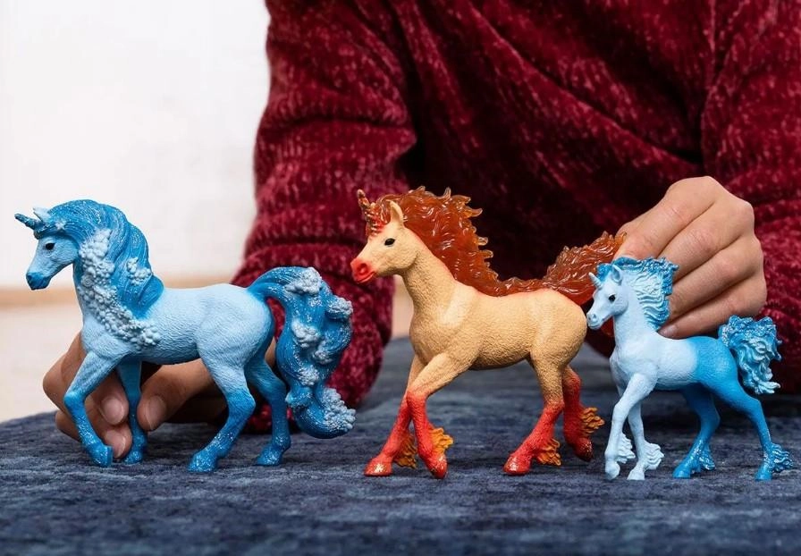 Schleich Bayala 70757 Elementa Water Unicorn Mare for Ages 5 and Up