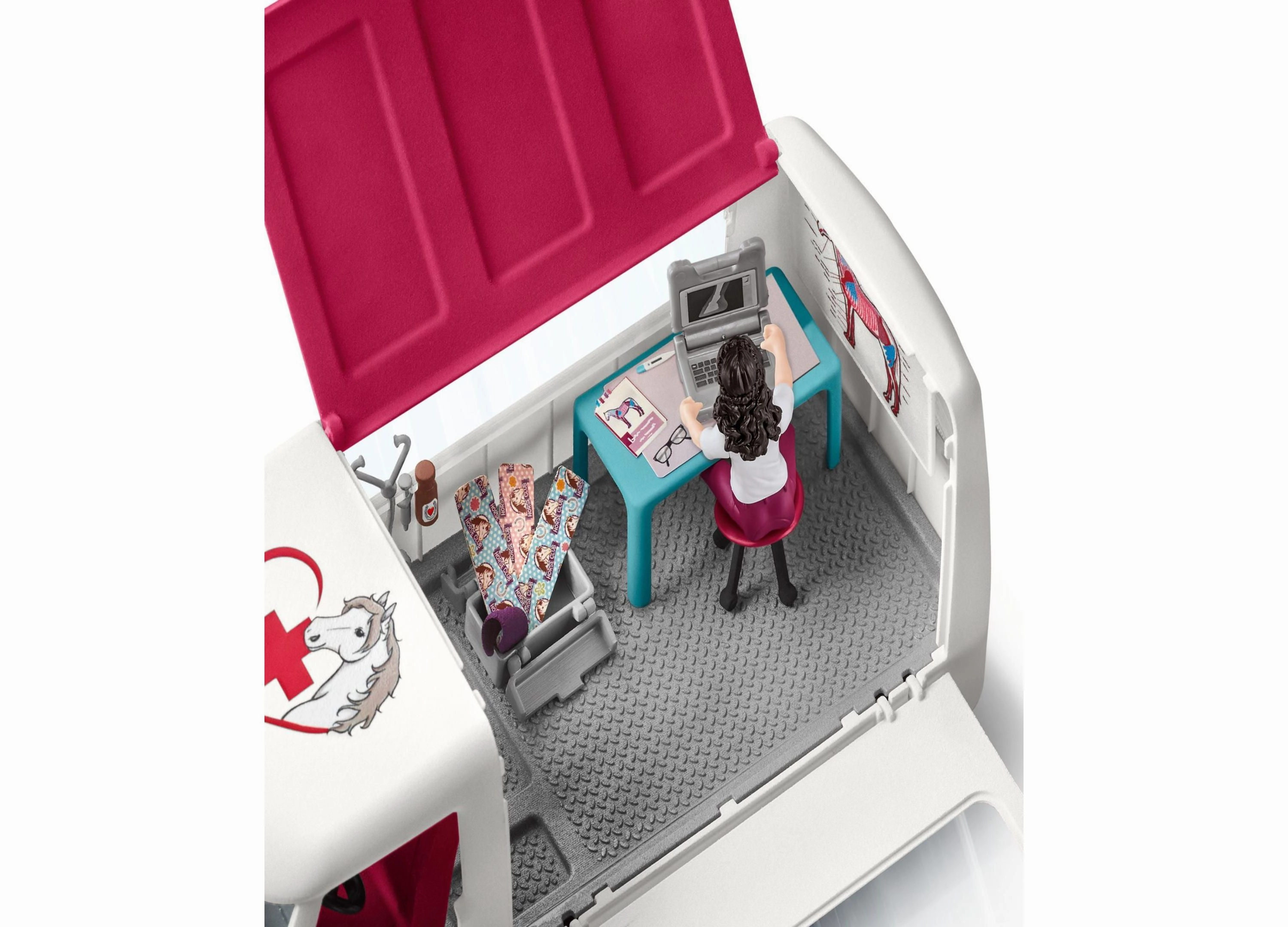 Schleich Horse Club Mobile Vet Playset with Hanoverian Foal