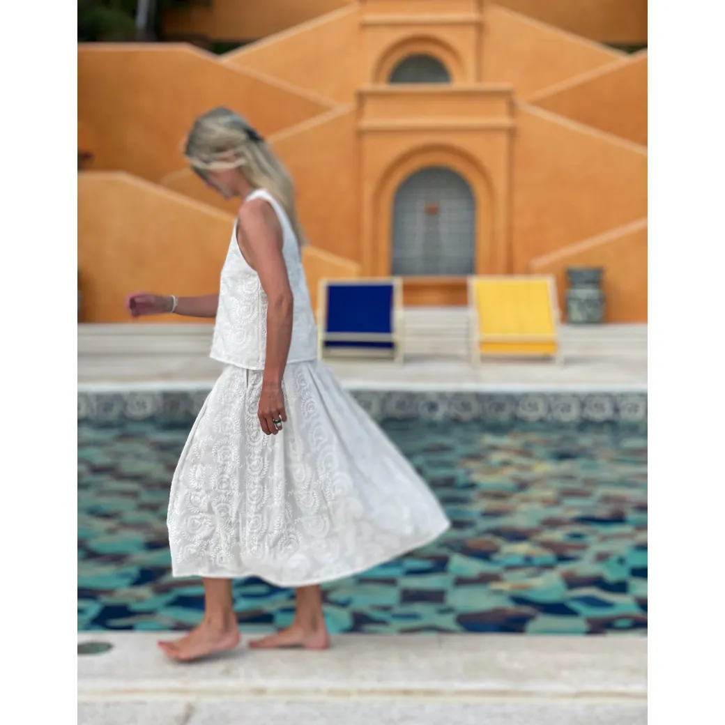 Smocked Waist MIDI Skirt - White Embroidery