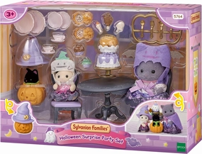 Sylvanian Families Halloween Surprise Party Playset for Ages 3 and Up