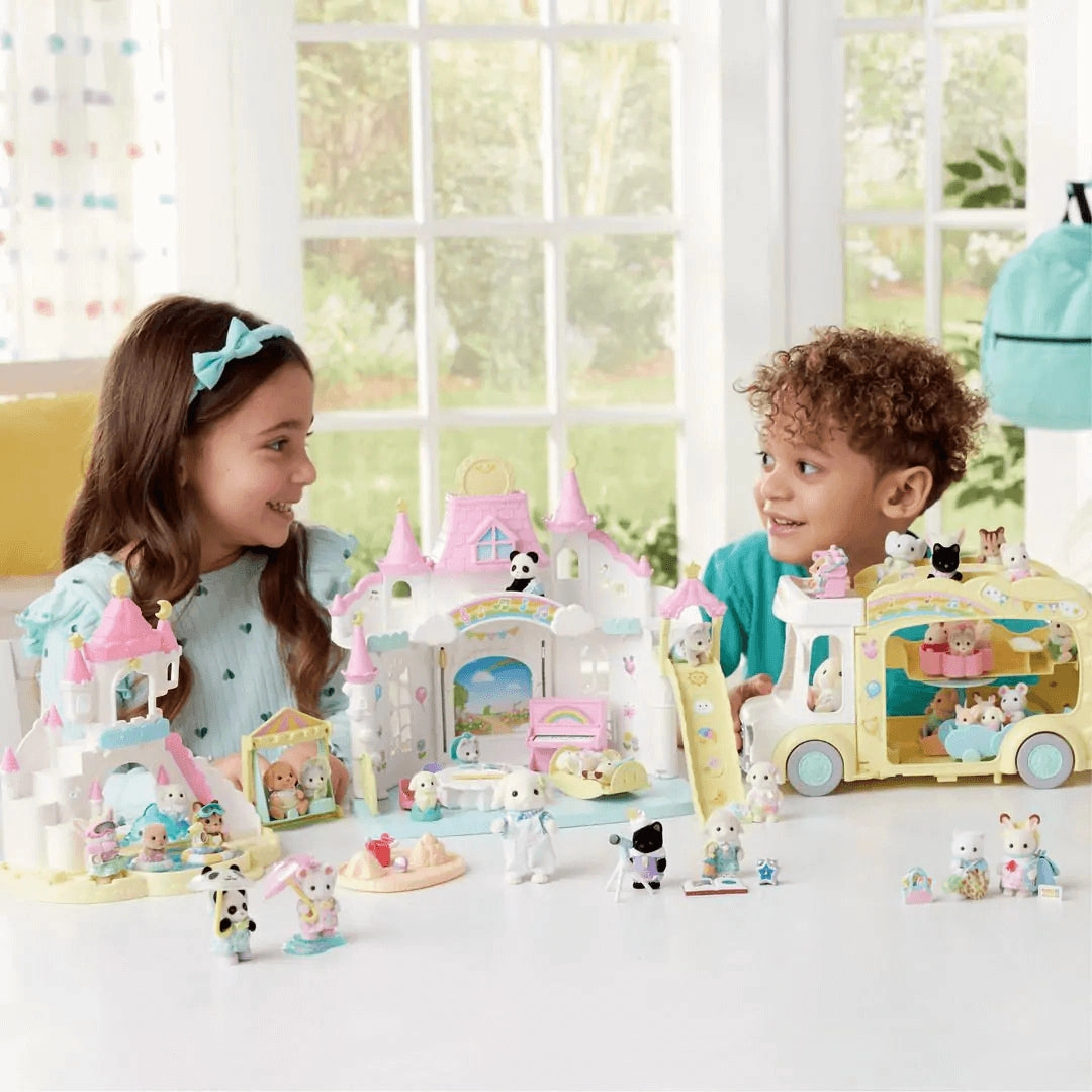 Sylvanian Families Nursery Friends - Walk Along Duo for Ages 3 and Up