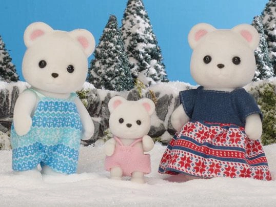 Sylvanian Families Polar Bear Family Toy Playset for Ages 3 and Up