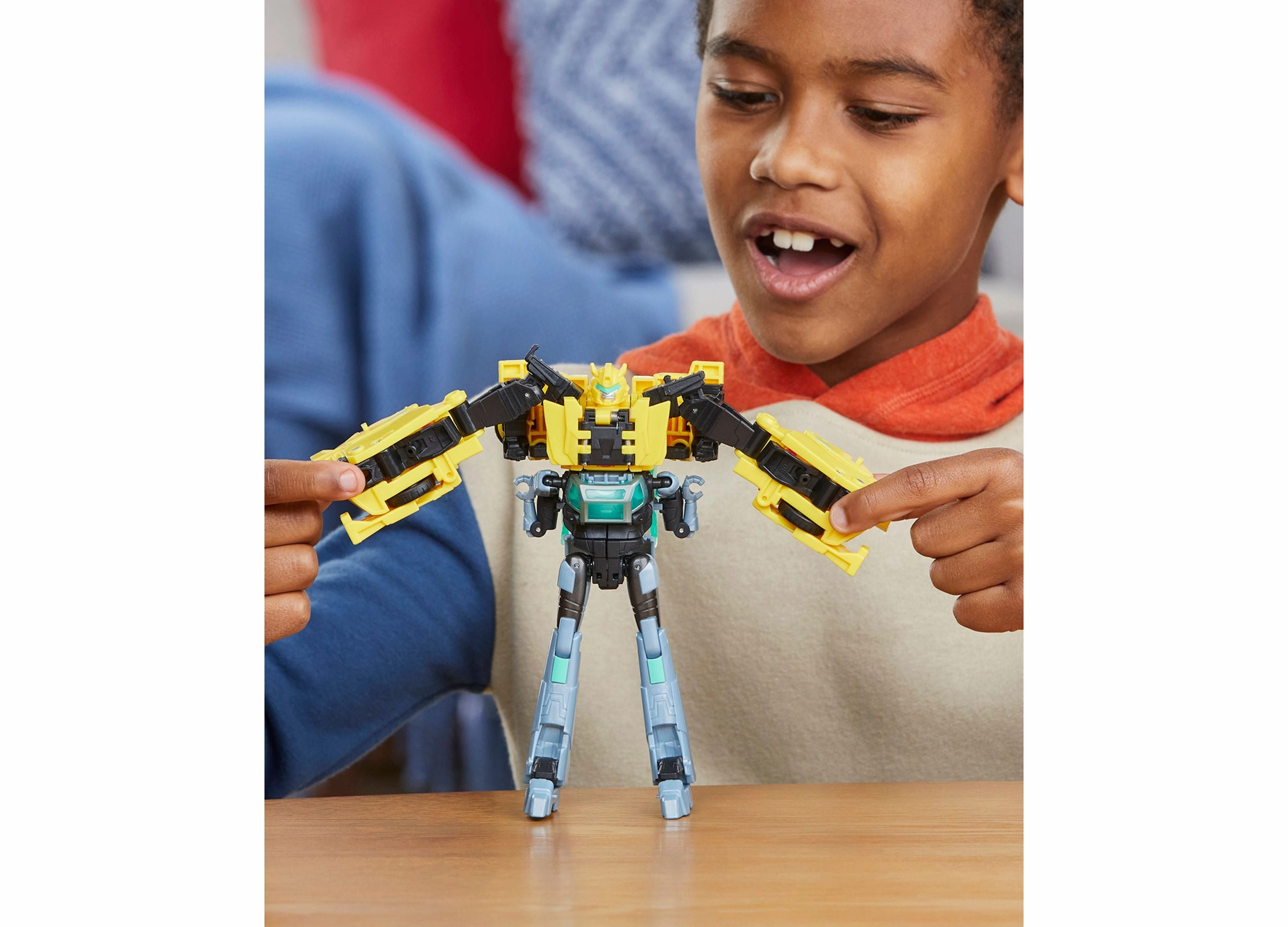 Transformers EarthSpark Cyber-Combiner Bumblebee & Mo Malto Action Figure Set