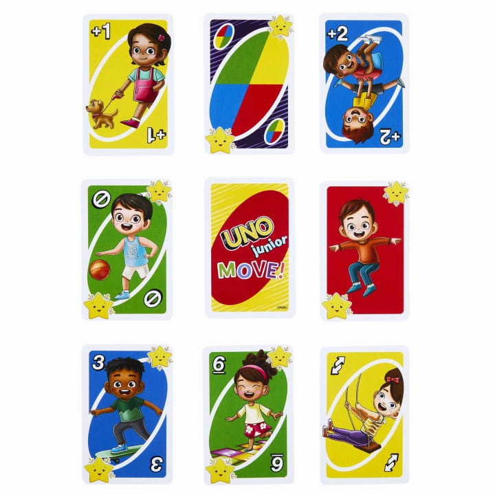 UNO Junior Move! Card Game