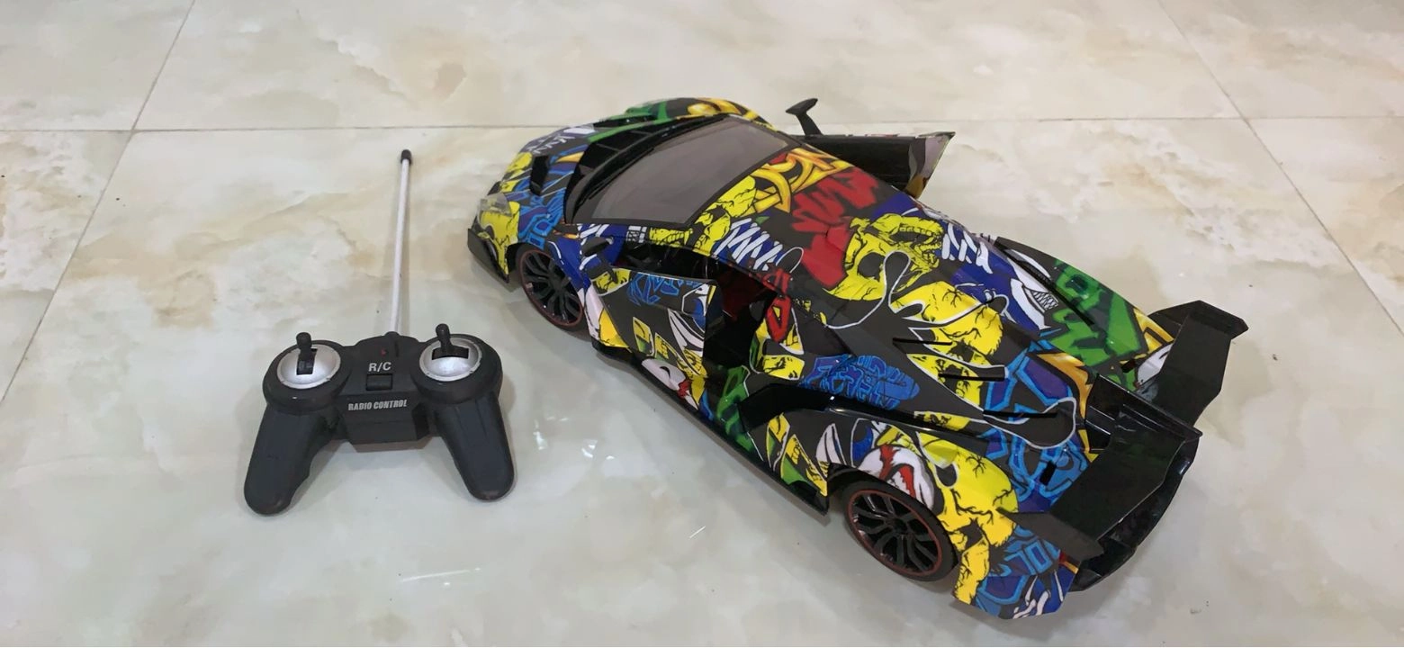 World Racing 1:10 Remote Control Lamborghini Graffiti Racing Car